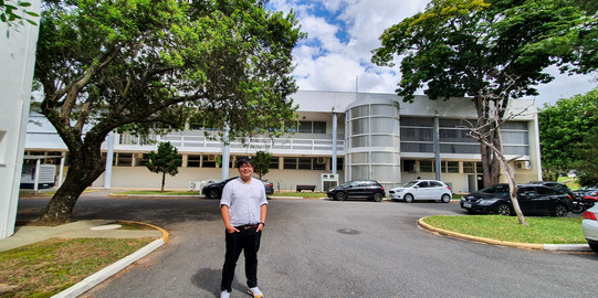 Yu Kawahara auf dem Campus
