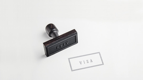 Symbolbild Visum Stempel mit Visums-Aufdruck