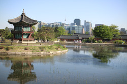 Palast Gyeongbokgung bei Tag