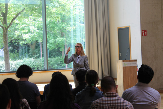 workshop "the perfect business appearance" Marianne Montag at a workshop in the IBZ
